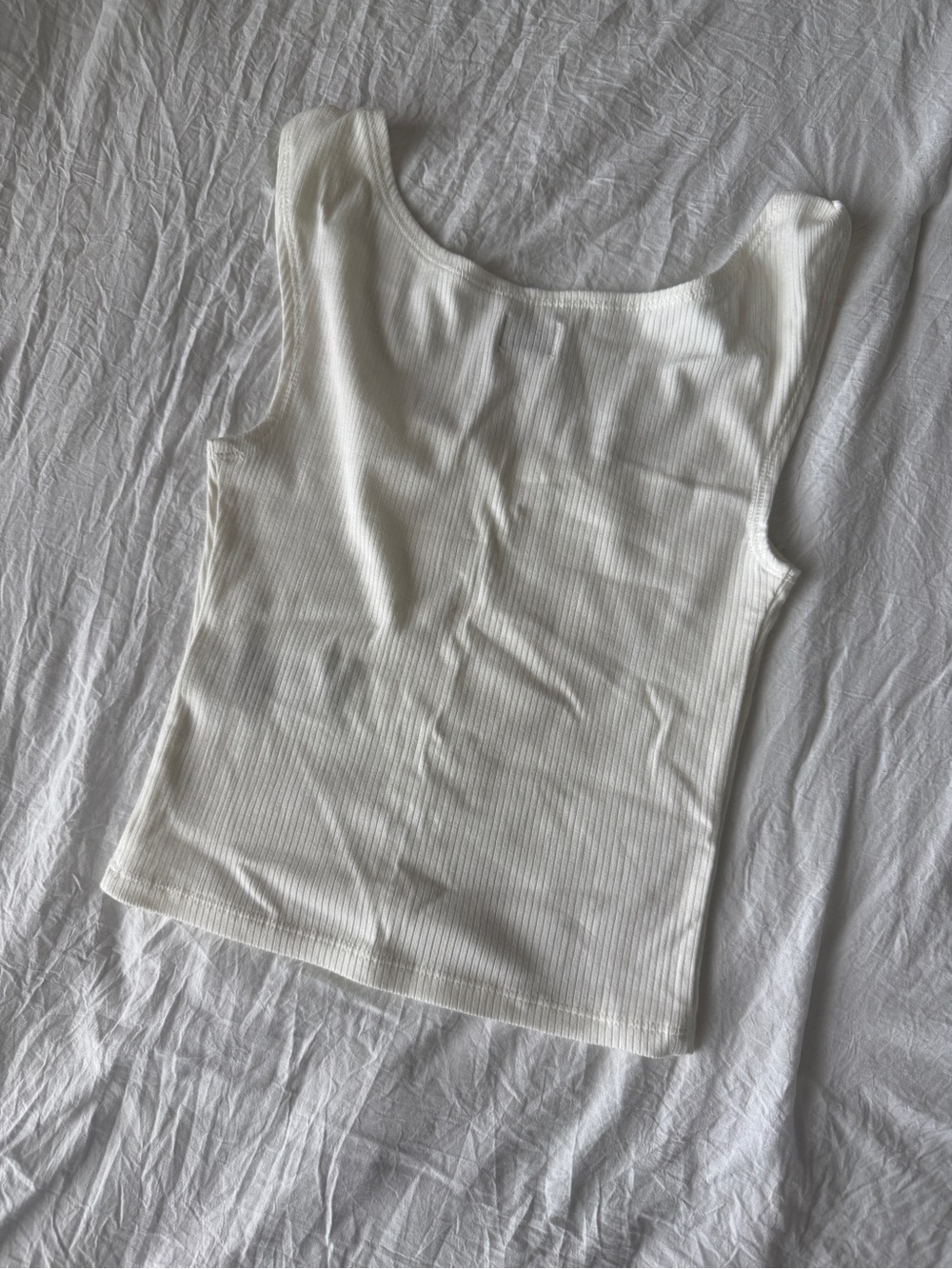 URBAN OUTFITTERS BDG Ribbed White Tank Top Square Neck Slim Form Fitting Sz M - Picture 4 of 6